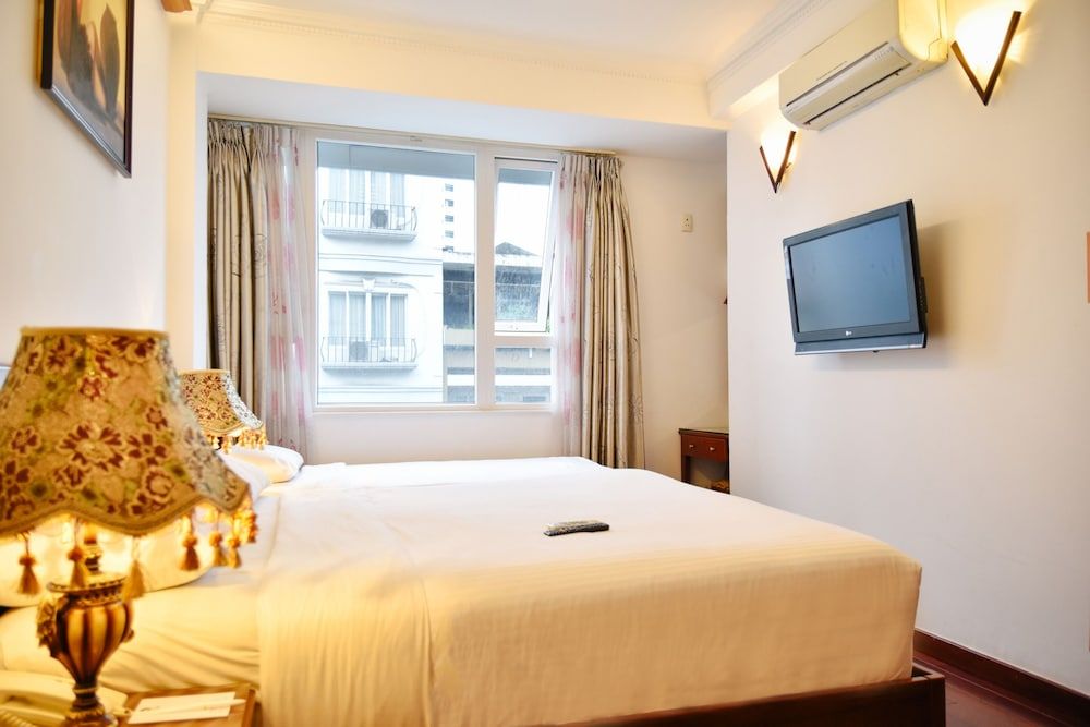 undefined Duc Vuong Saigon Hotel - Bui Vien 4
