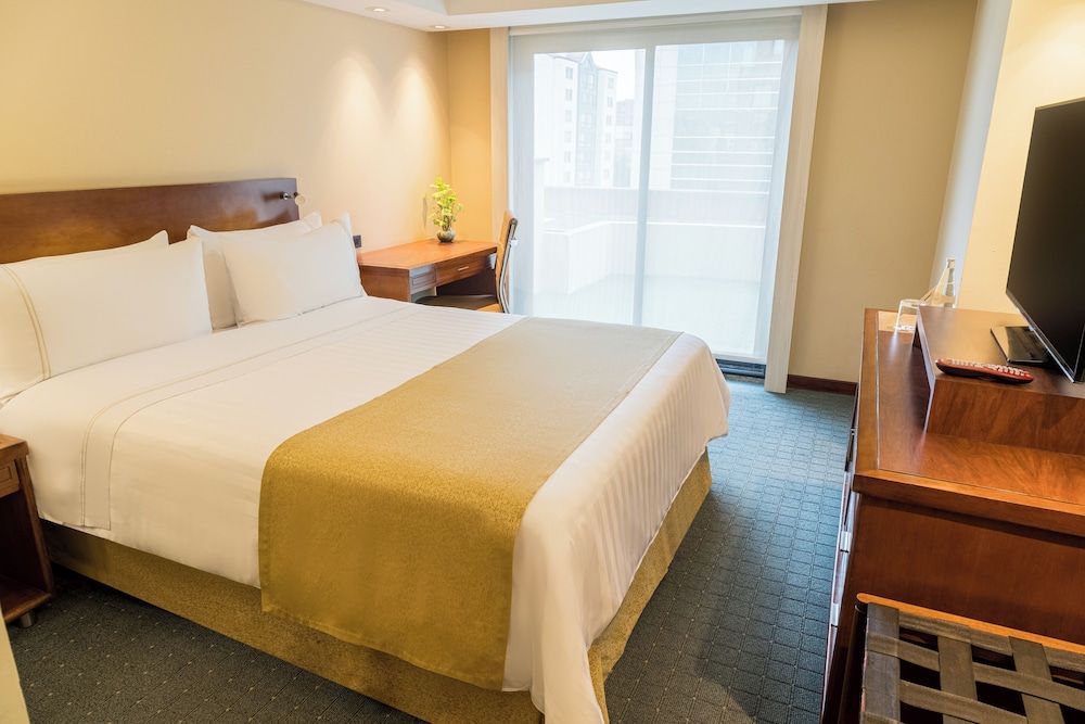 GHL Hotel Capital Standard Double Room 2