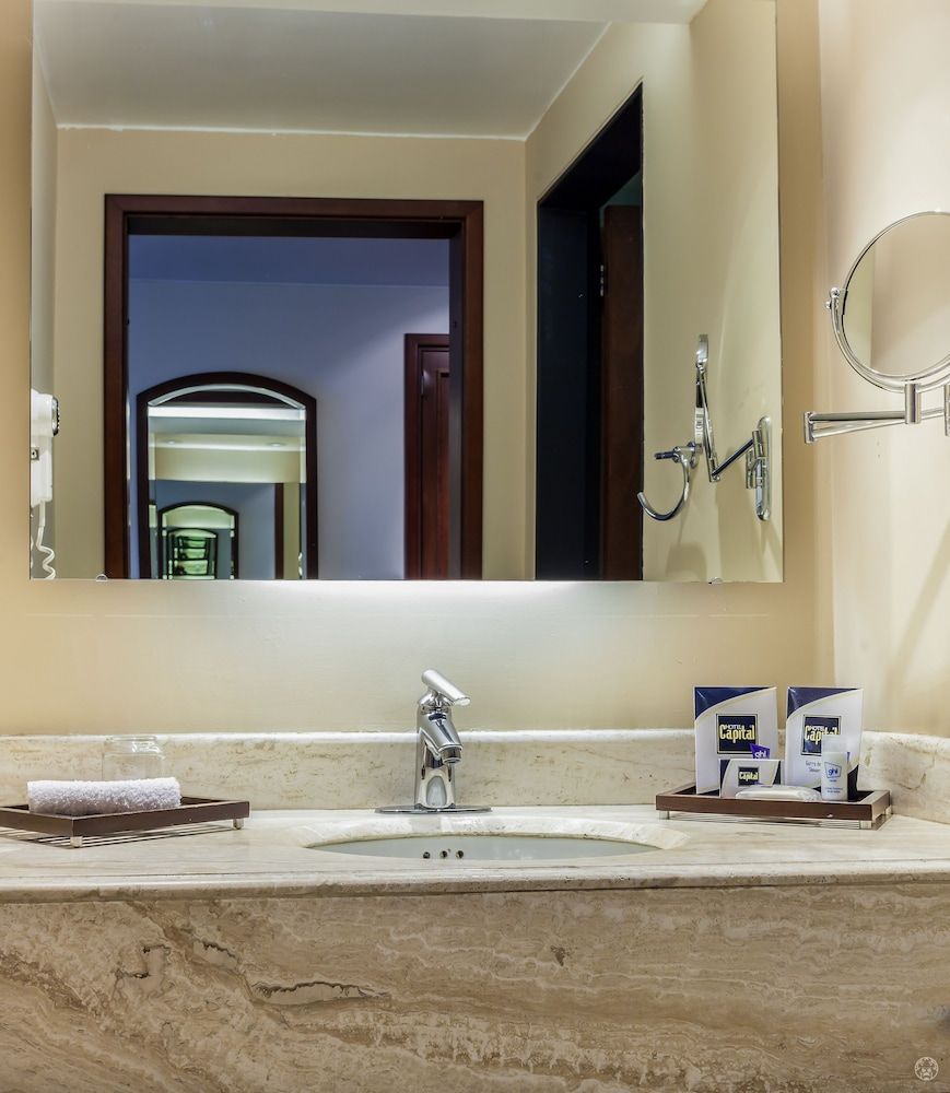 GHL Hotel Capital Standard Double Room 5