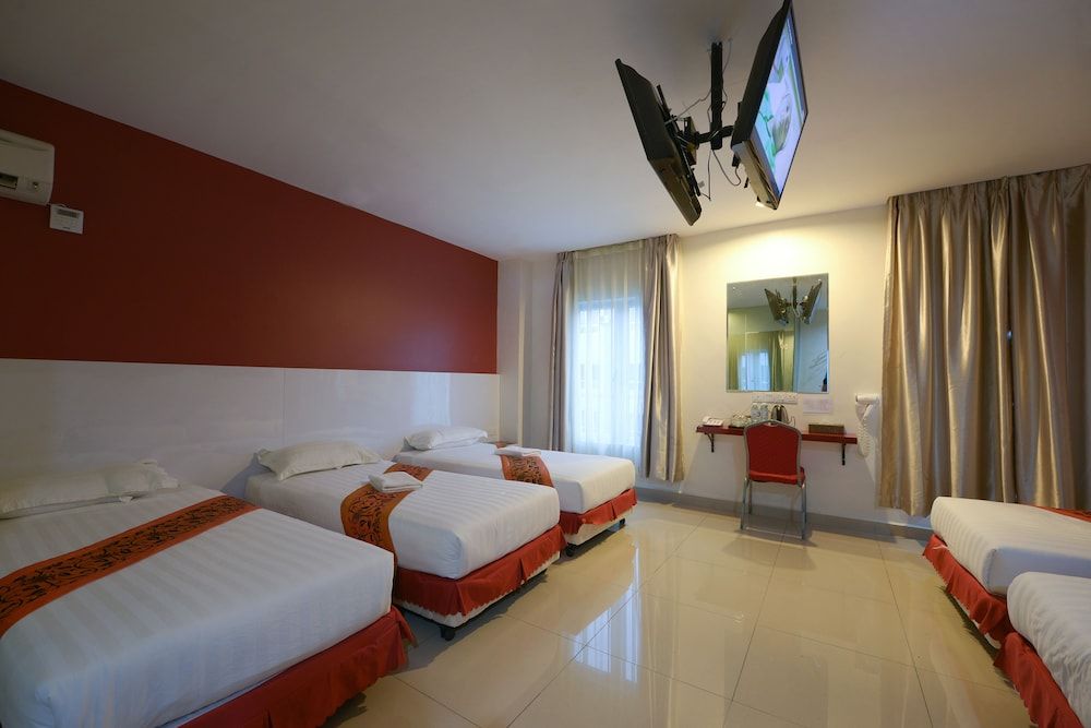 undefined Hotel Bahagia 3