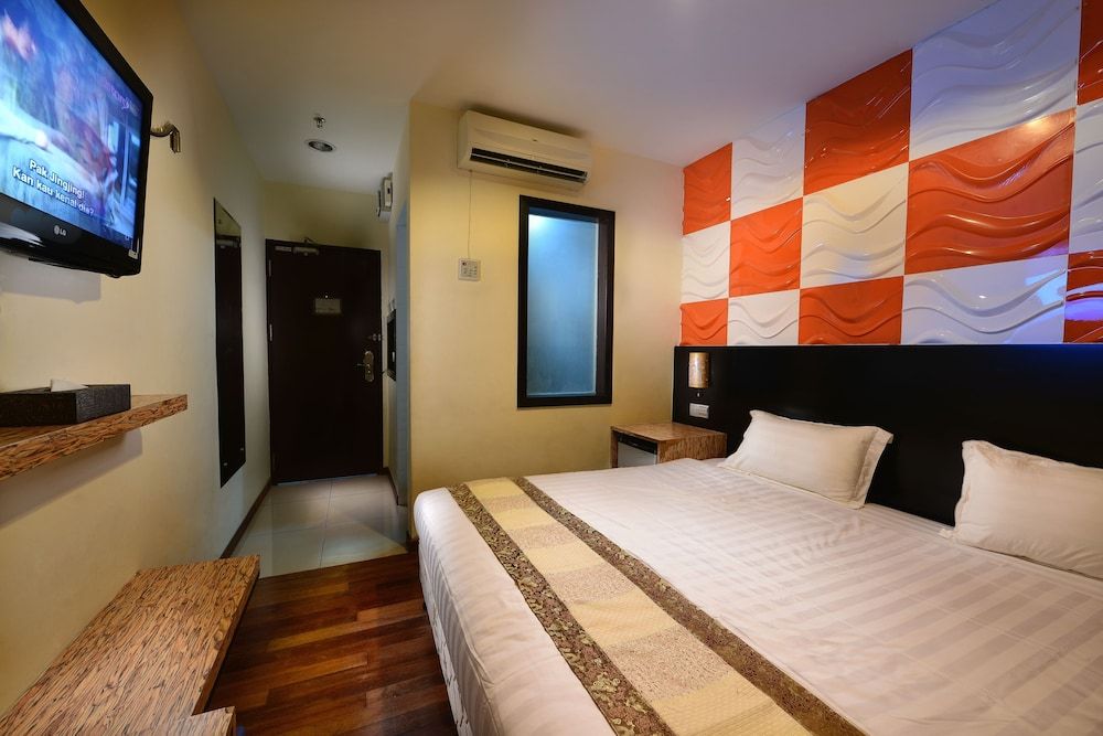 undefined Hotel Bahagia 3