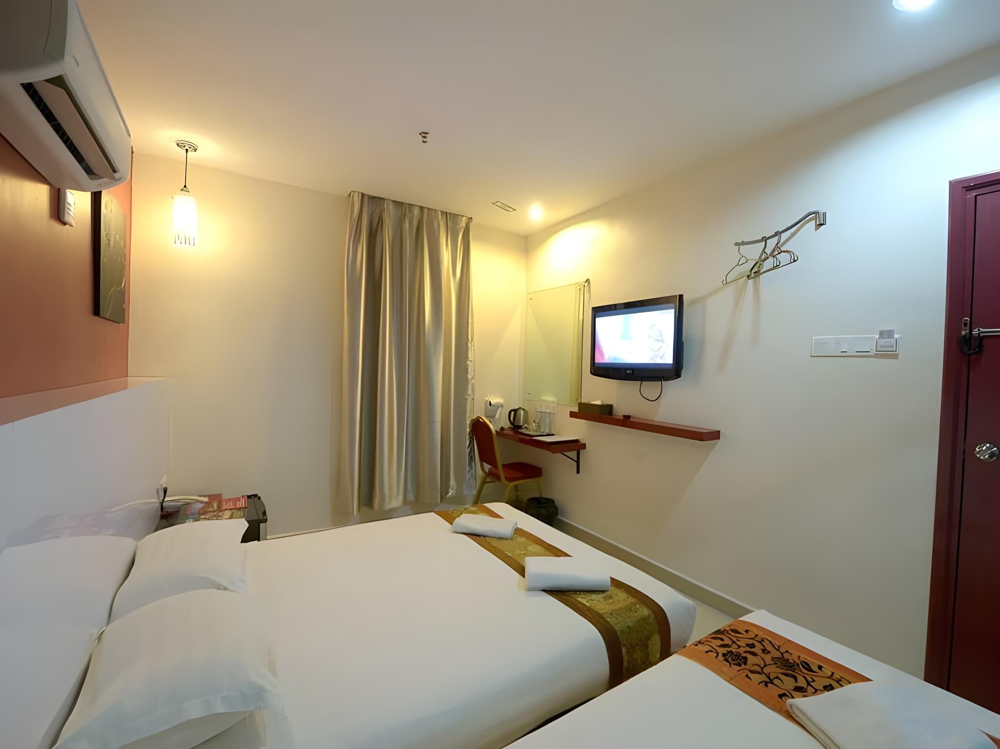 undefined Hotel Bahagia 10