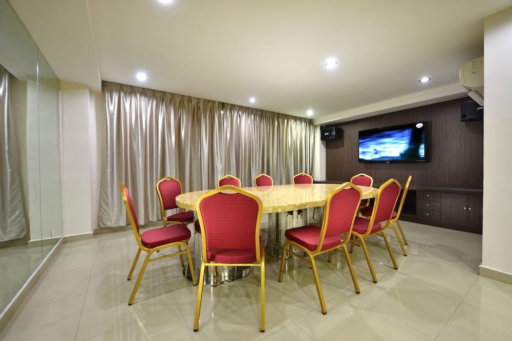 undefined Hotel Bahagia 9