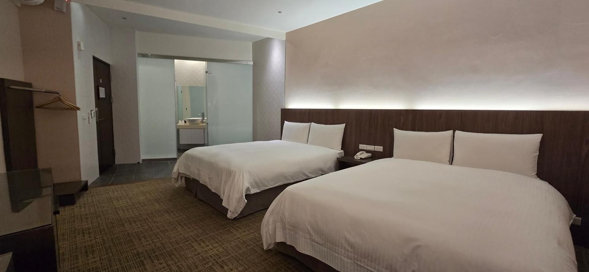 Economy Quadruple Room - No Window