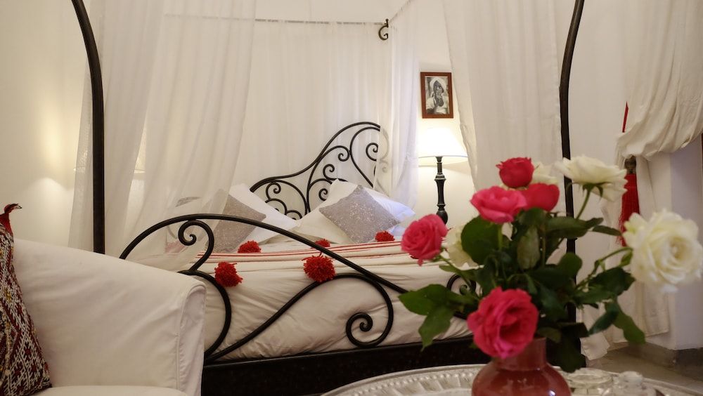 undefined Riad Nafis 2