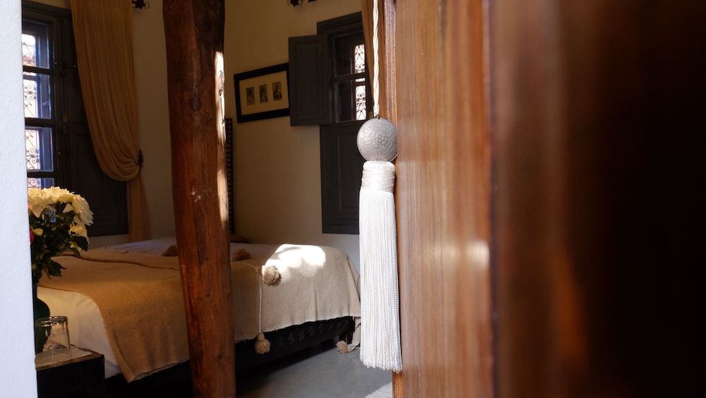 undefined Riad Nafis 9