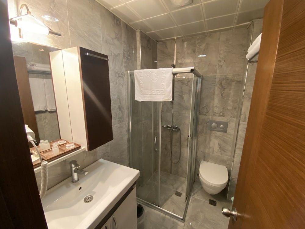 Maritime Hotel Istanbul Standard Double Room 14