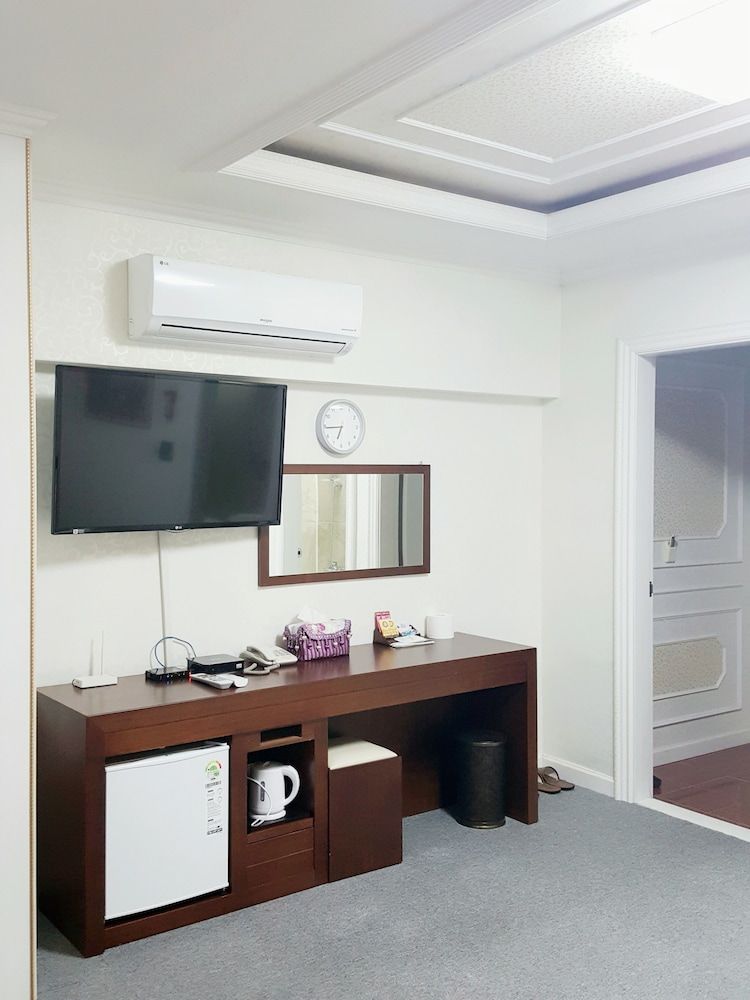 Hotel Parkwood Incheon Airport Royal Double Room 7