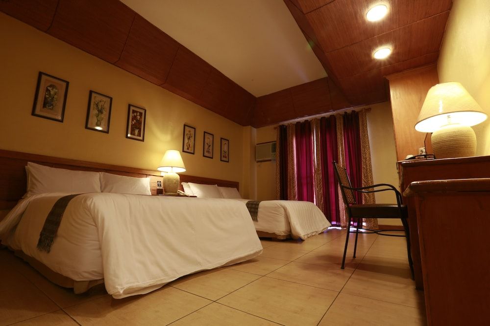 Java Hotel Executive Suite