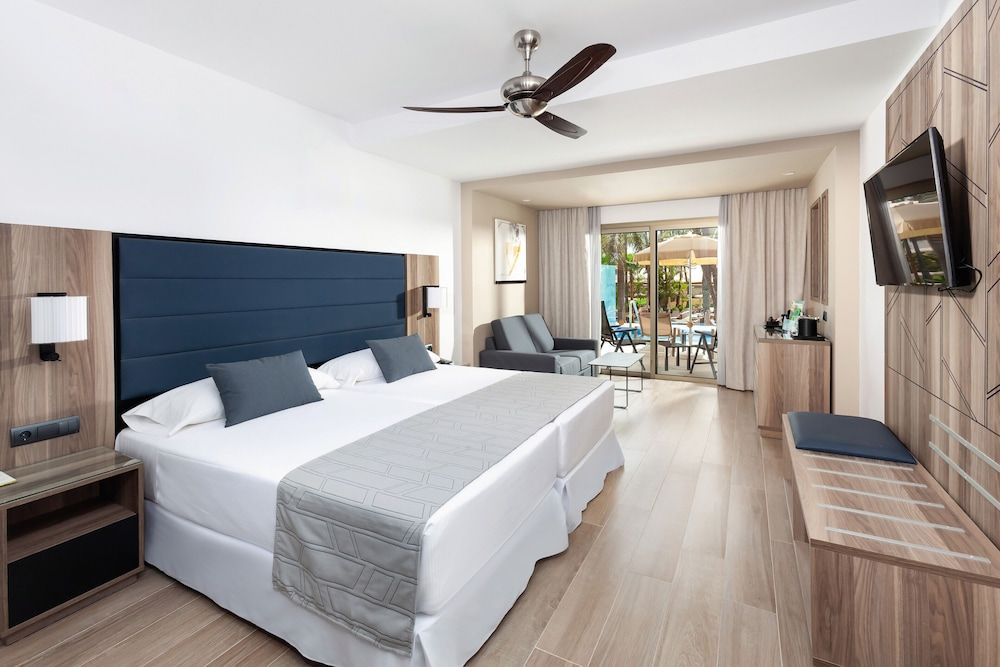 Double Room, Balcony (Swim-up & Adults Only)