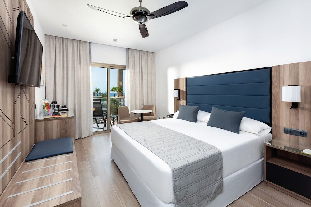 Double Room, Balcony (Small,Seaside orientation)