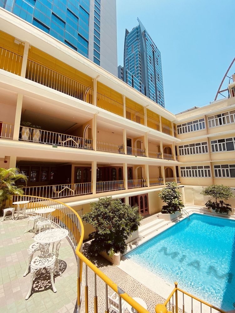 undefined Miami Hotel 10