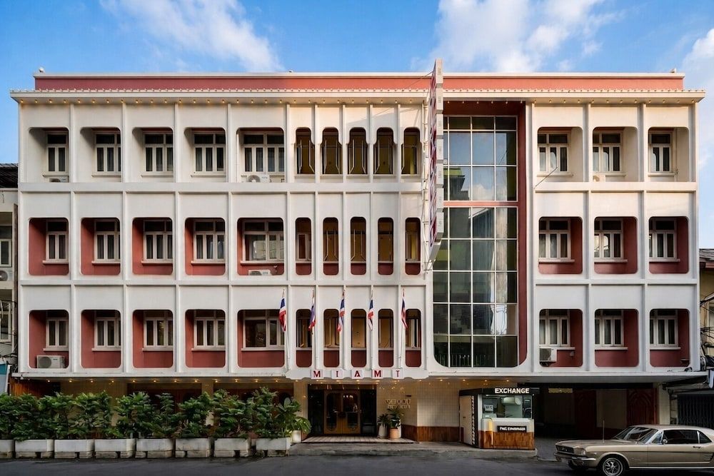 undefined Miami Hotel