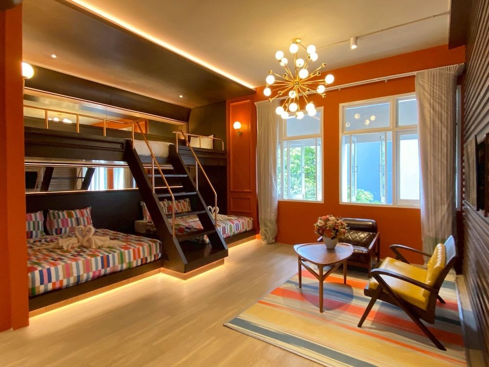 undefined Miami Hotel 4