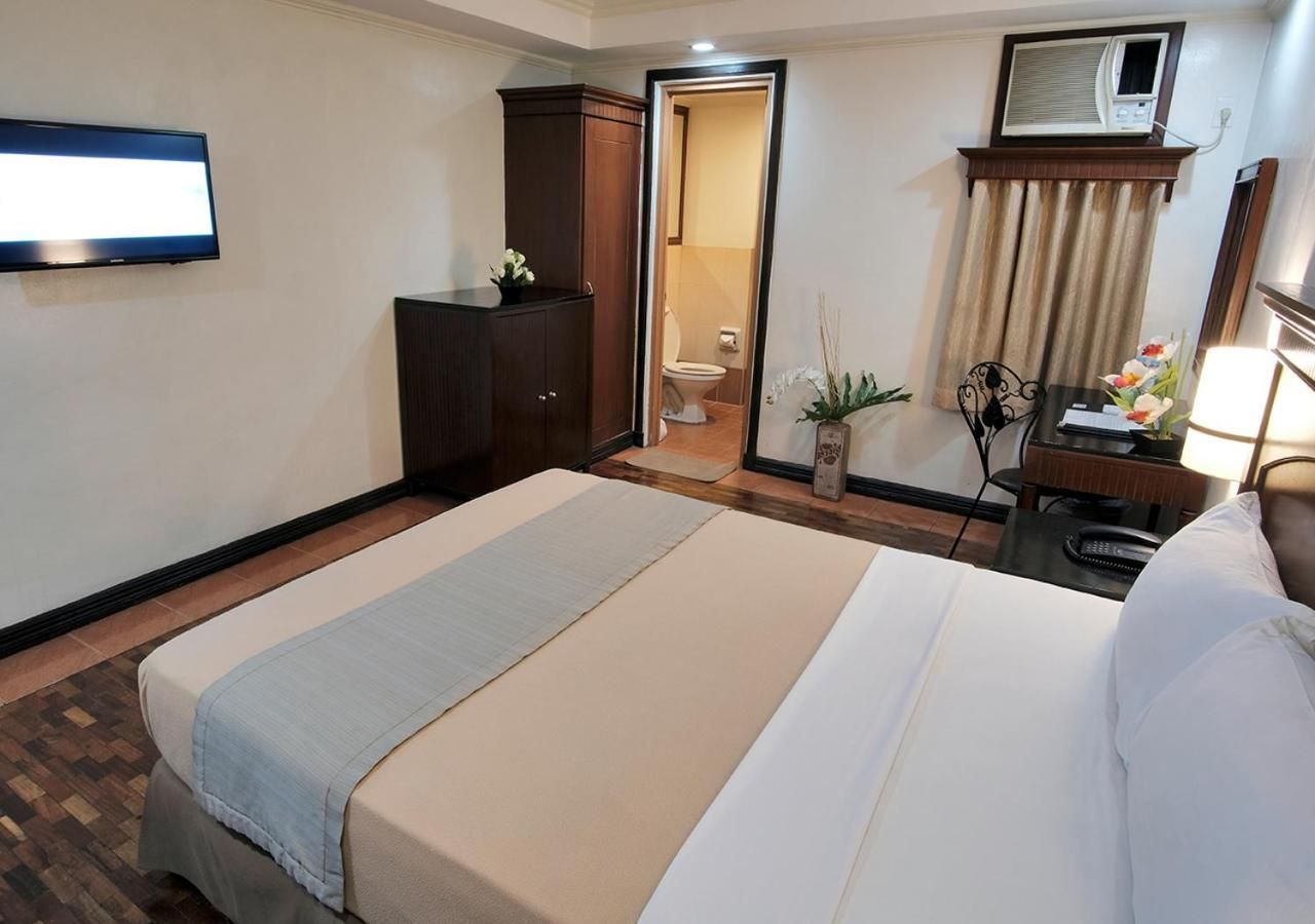 Fersal Hotel P. Tuazon Cubao Deluxe Queen 3