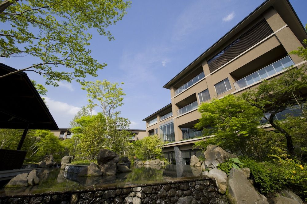 undefined Hakone Hisui 5