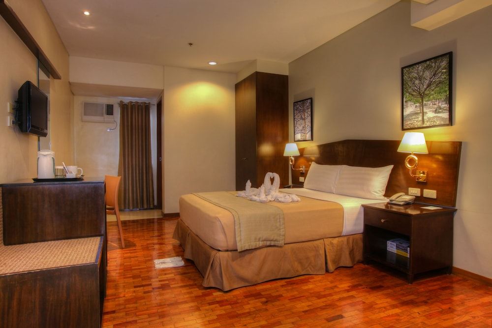 Fersal Hotel Kalayaan Deluxe Single Room, 1 Queen Bed 3