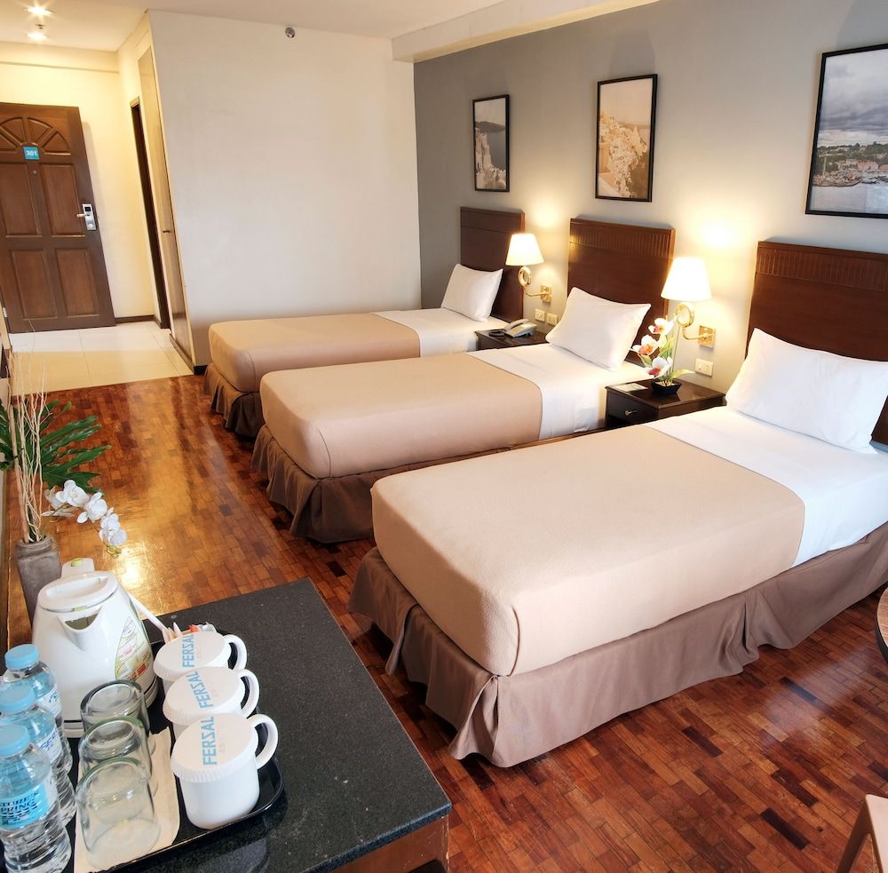 Fersal Hotel Kalayaan Deluxe Triple Room, 3 Twin Beds 7