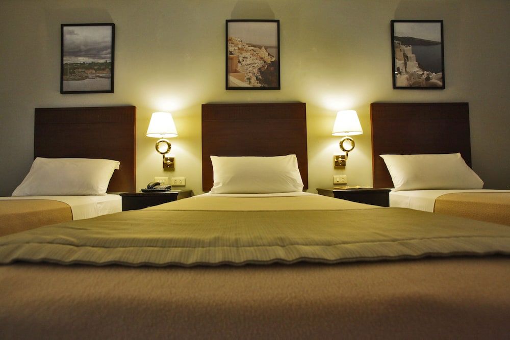 Fersal Hotel Kalayaan Deluxe Triple Room, 3 Twin Beds 5