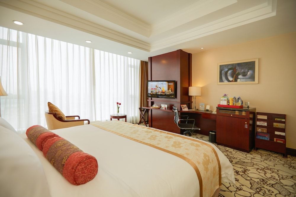 undefined Soluxe Hotel Guangzhou 10