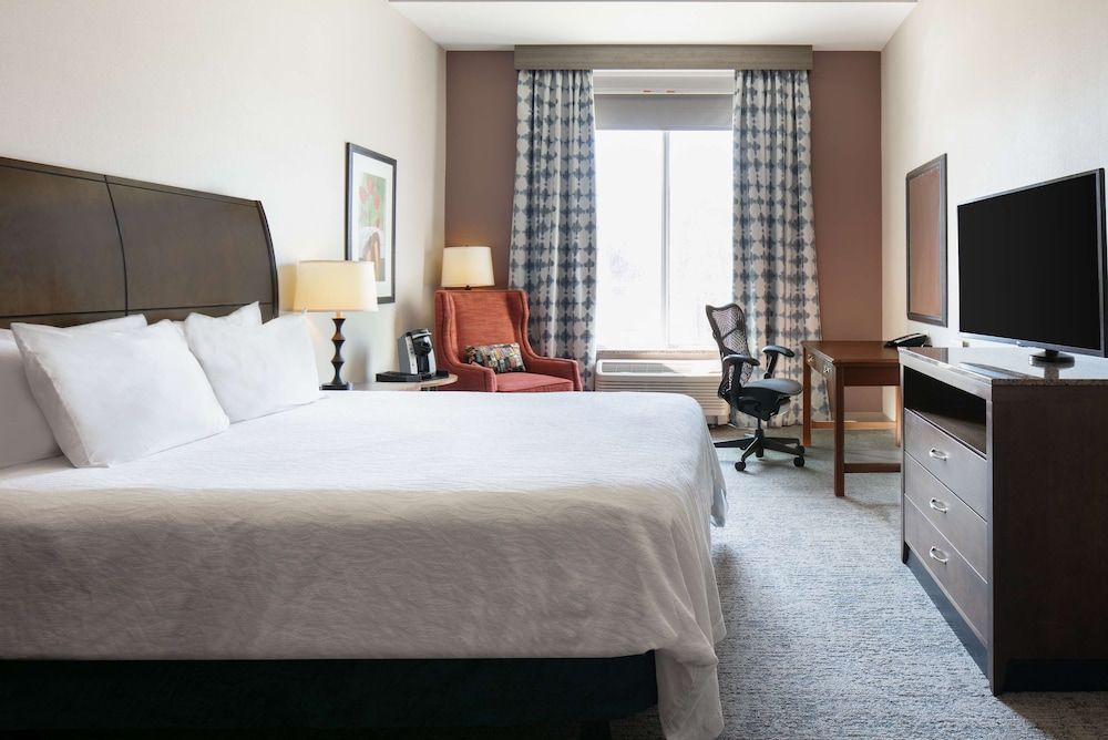 Room, 1 King Bed, Accessible (Hearing)