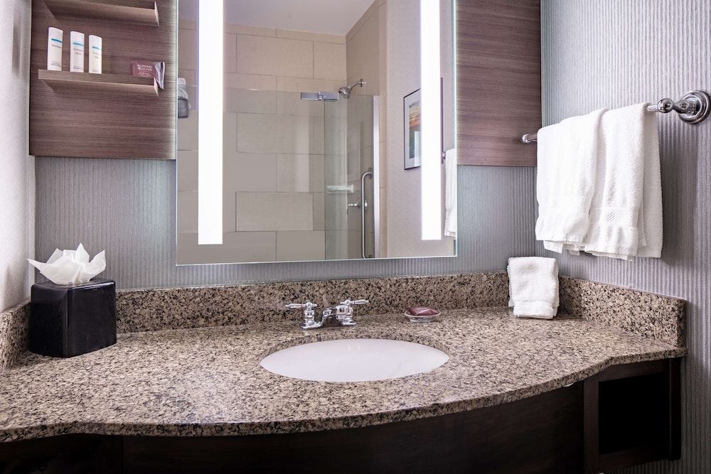 Junior Suite, 1 King Bed