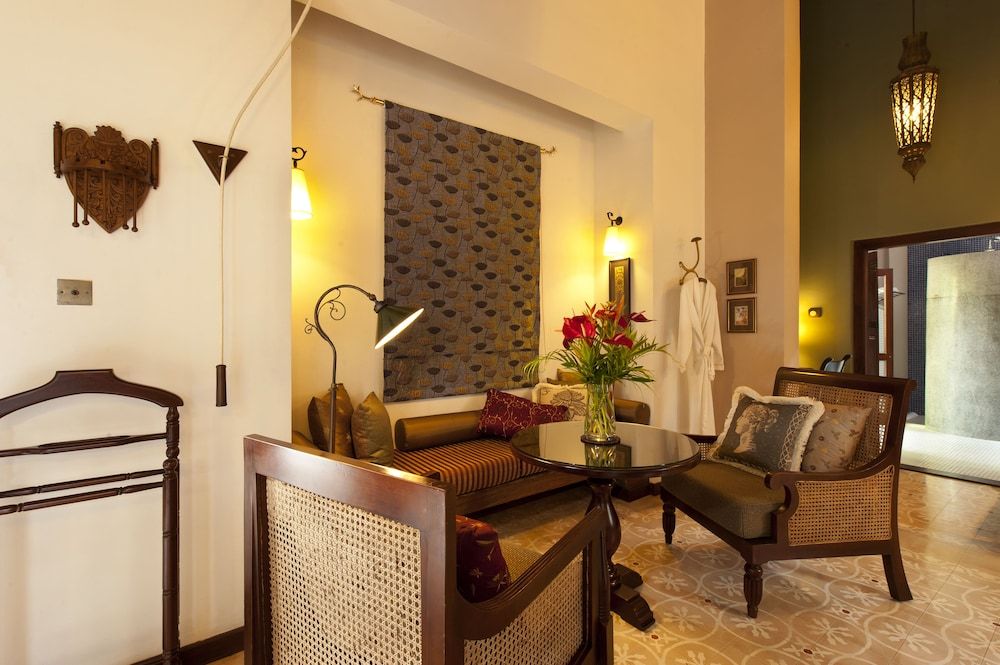 Reef Villa & Spa Lily Pond Suite 6