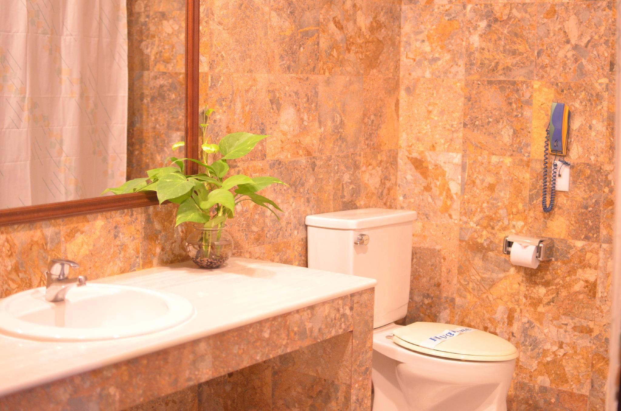 undefined Saigontourane Hotel 9