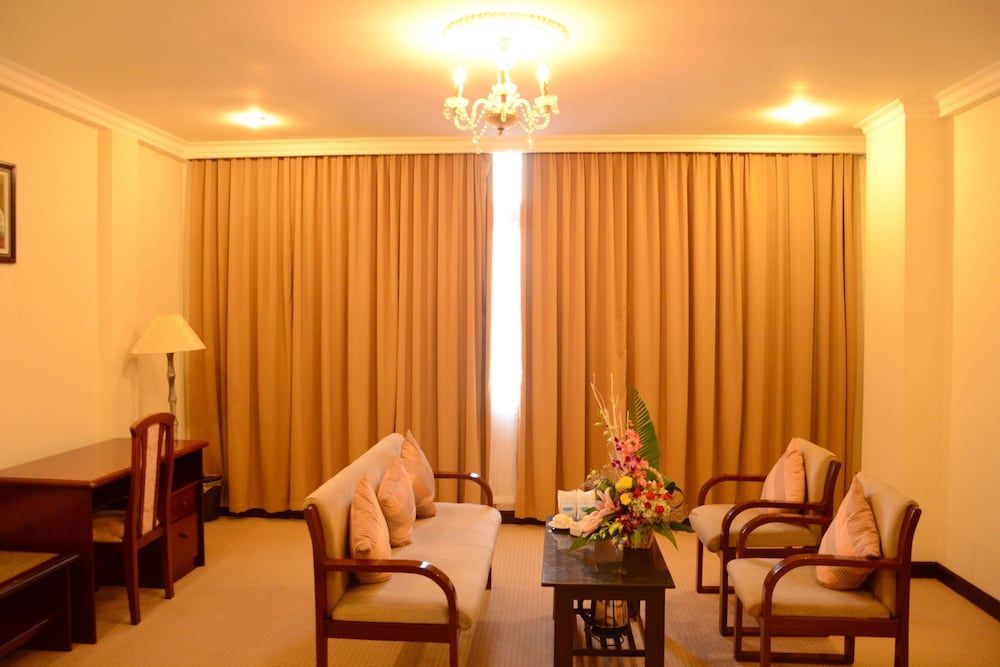 undefined Saigontourane Hotel