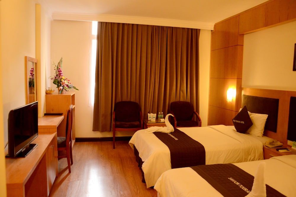 undefined Saigontourane Hotel 10