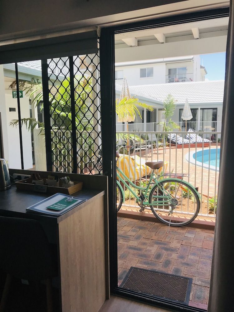 Blue Heron Motel Family Room, Non Smoking 5