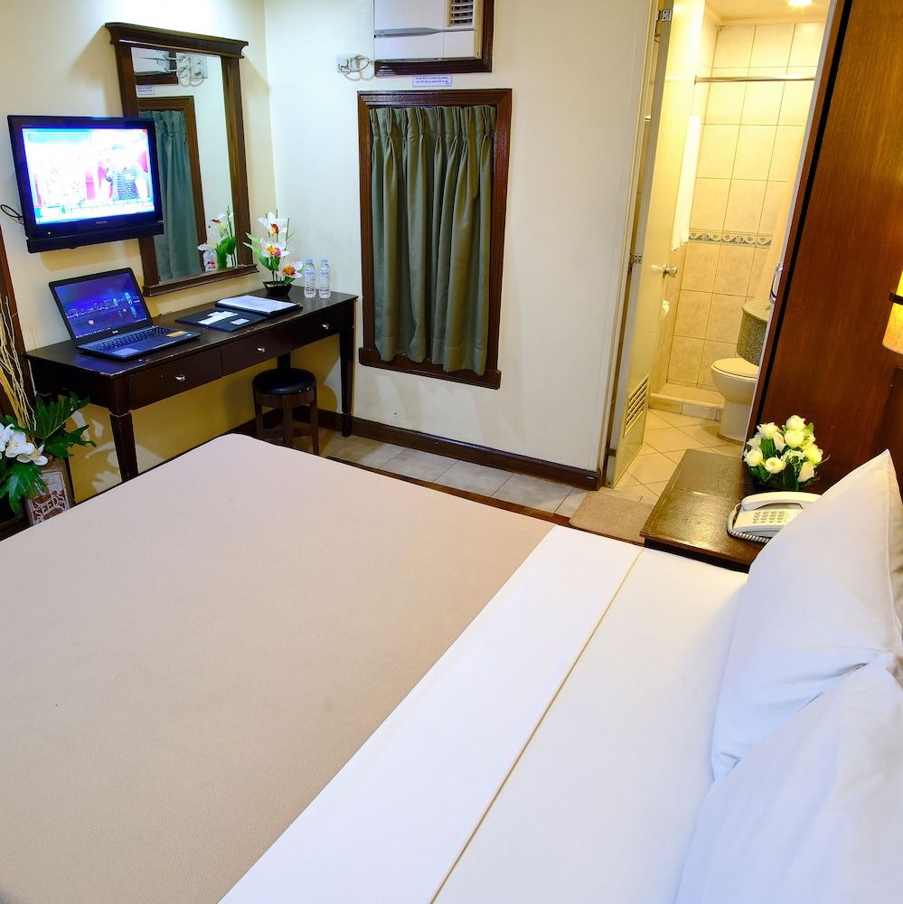 undefined Fersal Hotel Manila 10