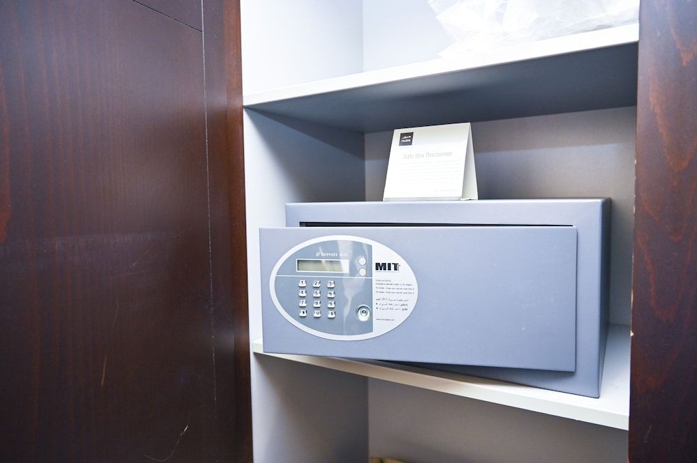 Hues Boutique Hotel Classic Double Room 10