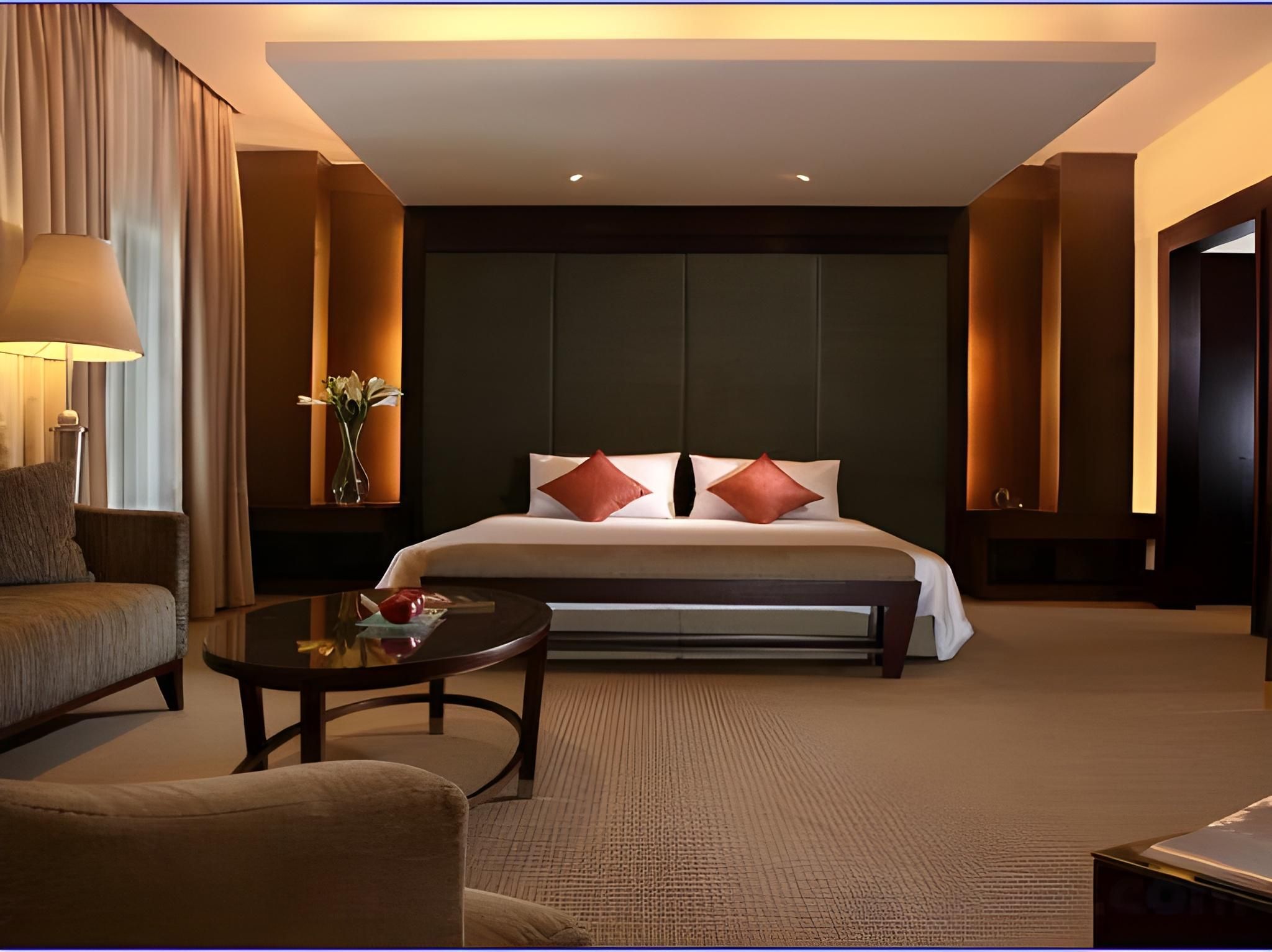 Hotel Santika Cirebon Deluxe Suite 2