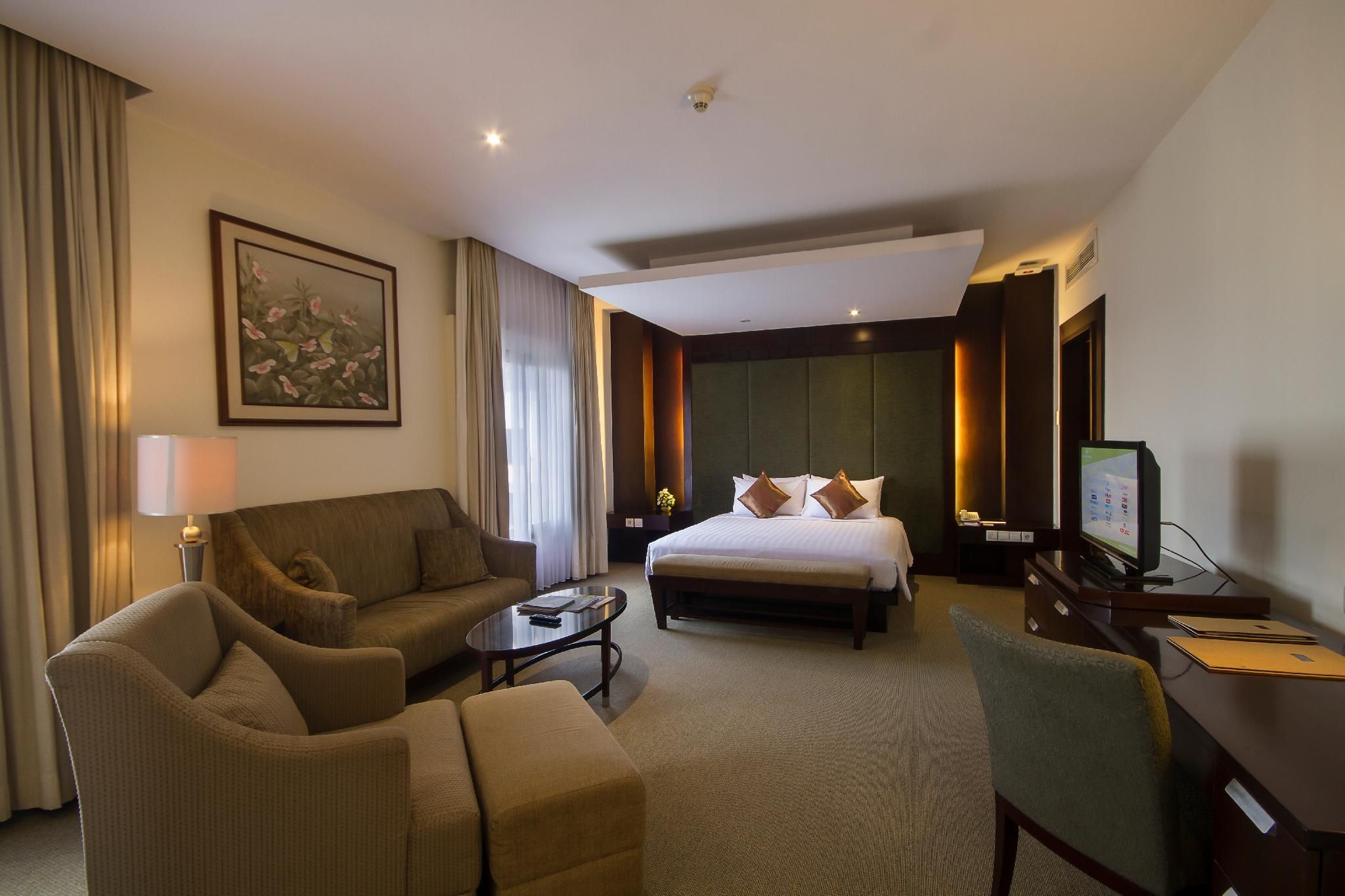Hotel Santika Cirebon Deluxe Suite