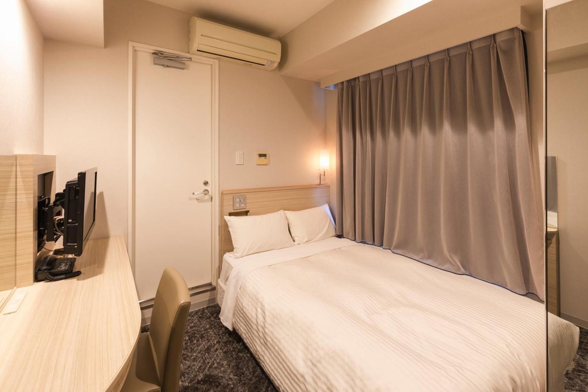 Double Room with Small Double Bed - Smoking