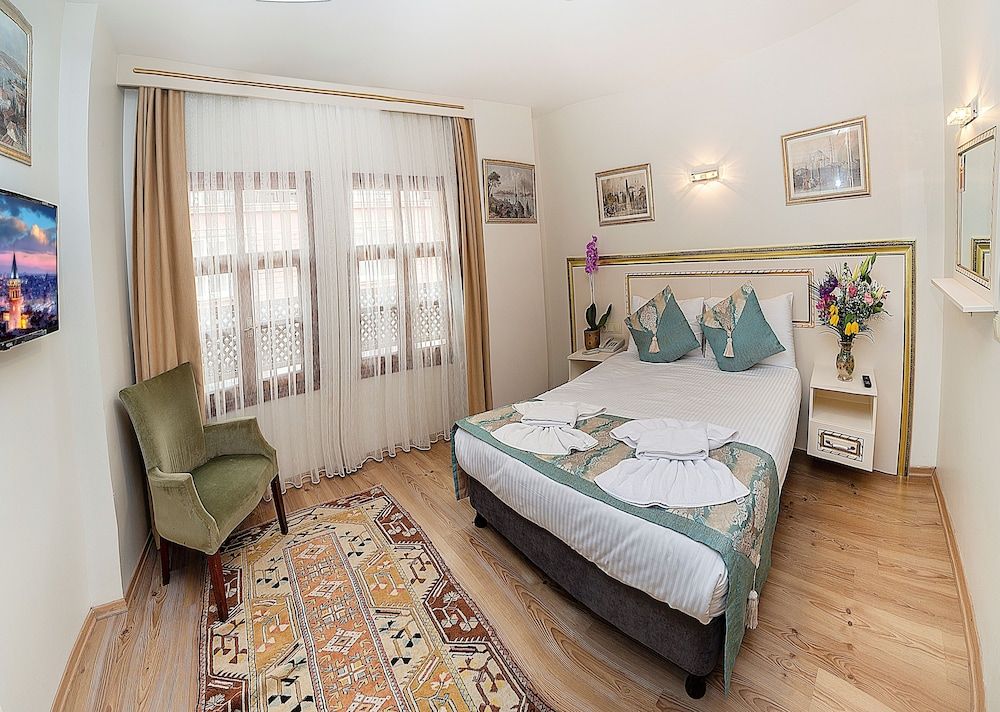 undefined Sultan House 5