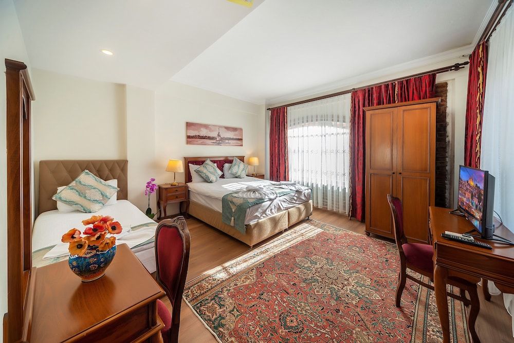 undefined Sultan House 7