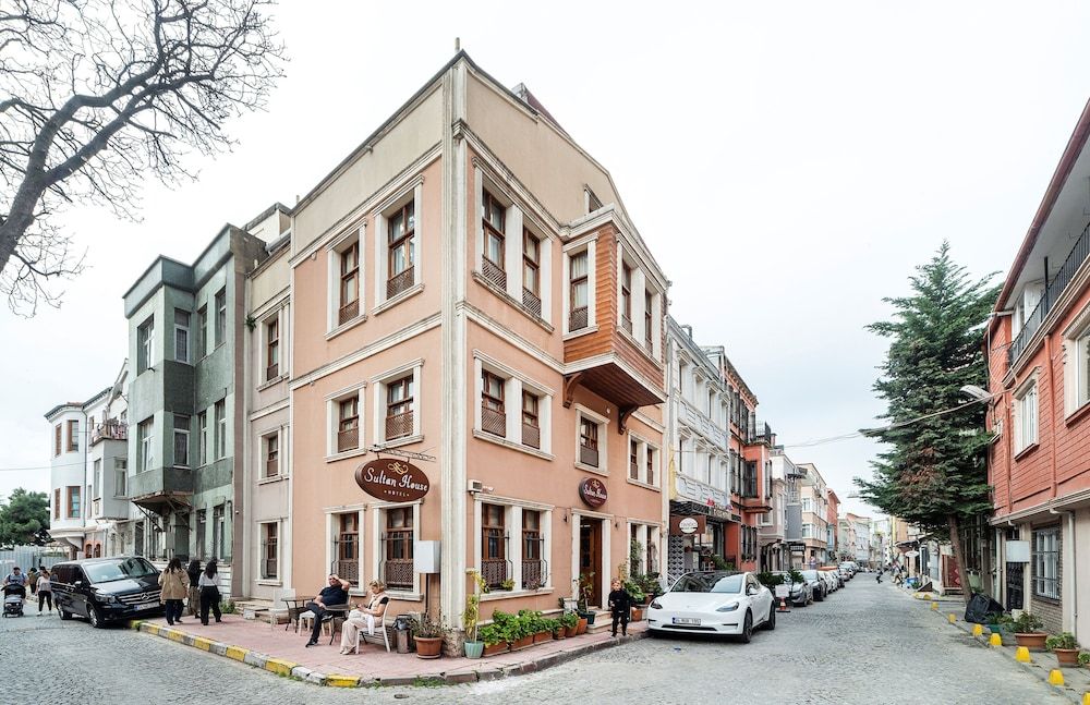 undefined Sultan House 3