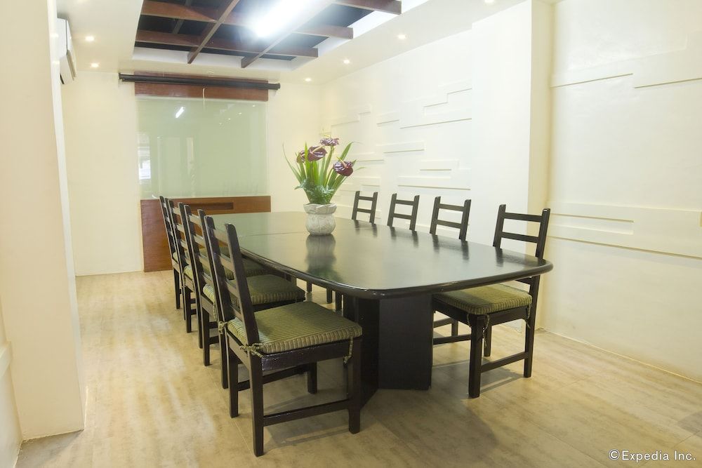 undefined Fersal Hotel Neptune Makati 5