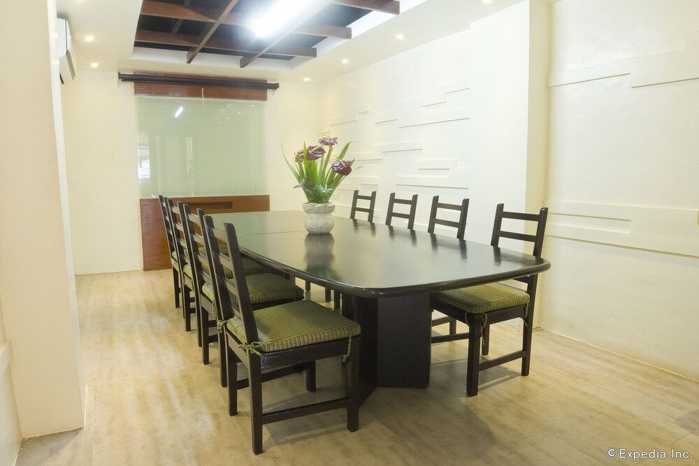 undefined Fersal Hotel Neptune Makati 4
