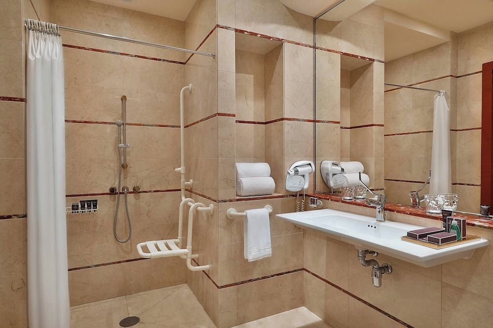 The Ritz-Carlton, Riyadh Room, 1 King Bed 27