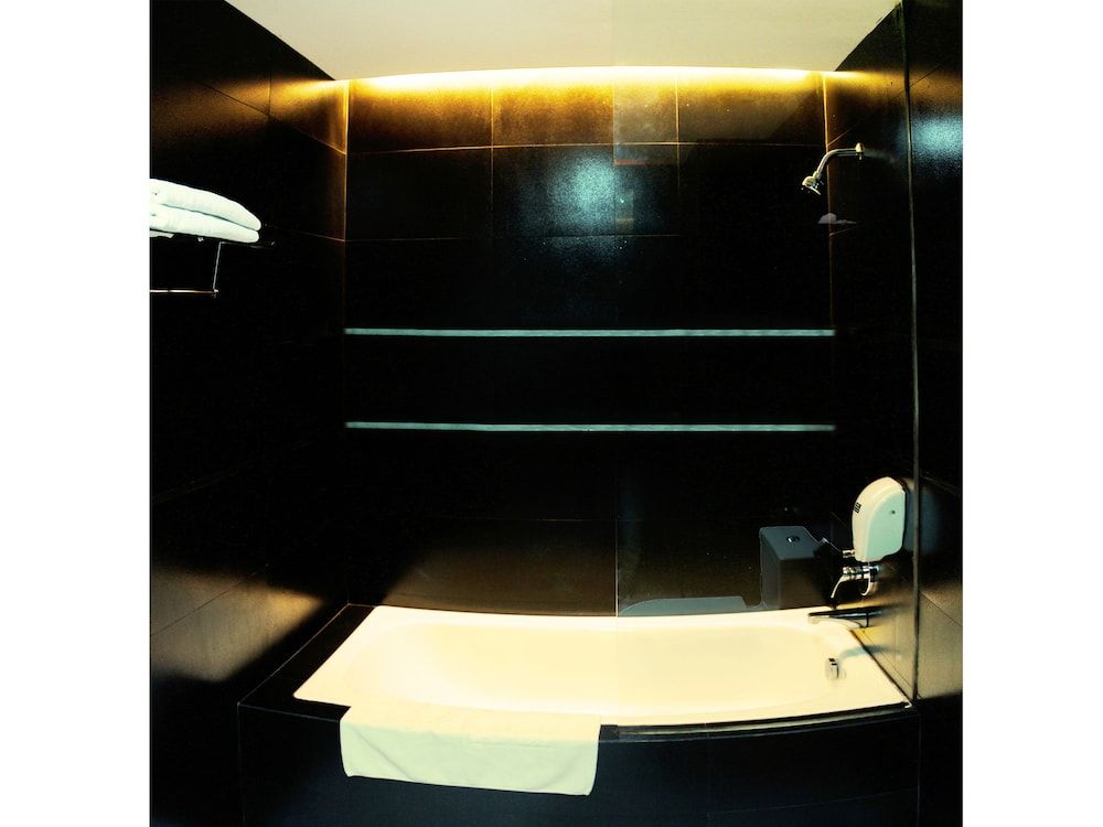 89 Hotel Executive Suite, 1 King Bed