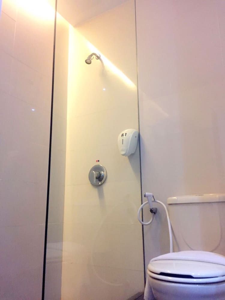 89 Hotel Standard Room 3