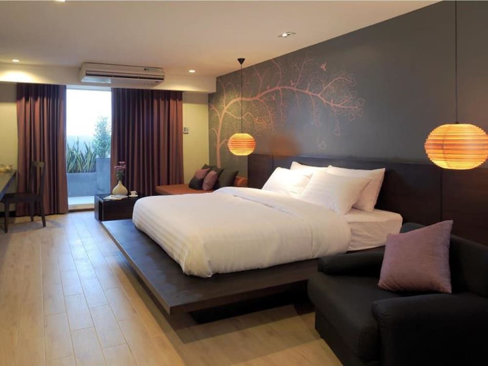 undefined Bangkok Inter Place Hotel 5