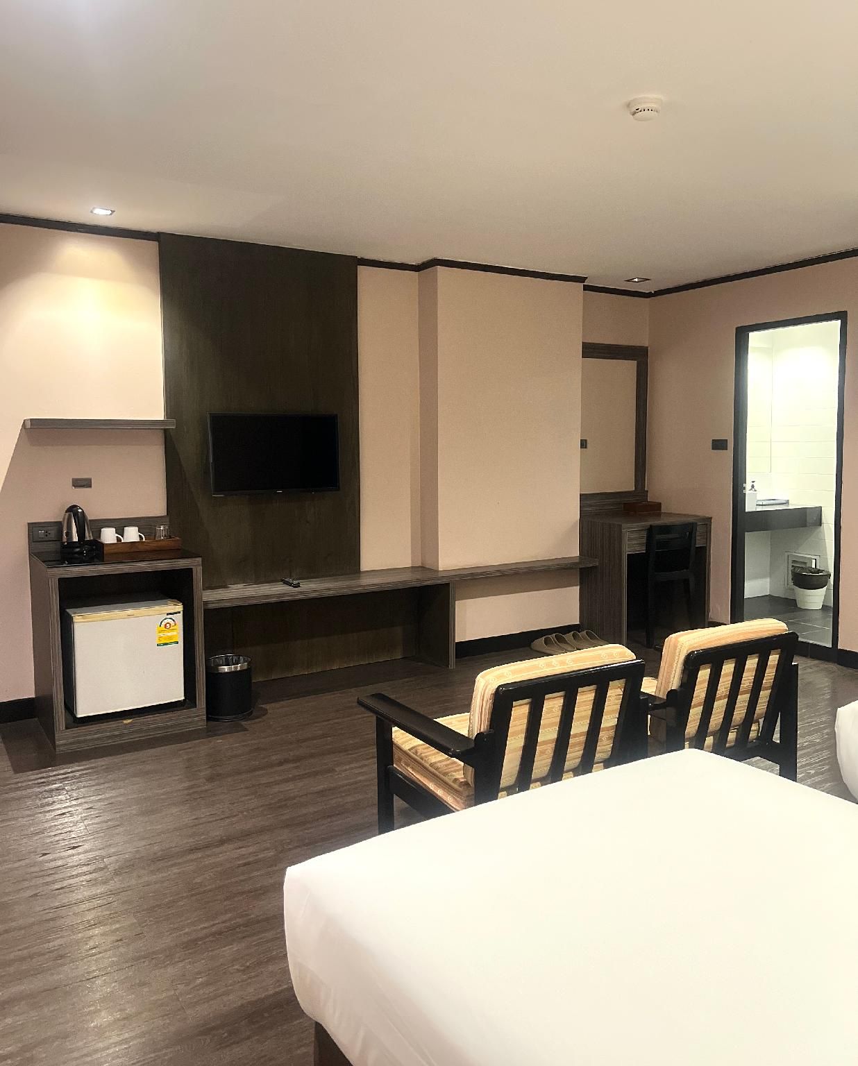 undefined Bangkok Inter Place Hotel 10