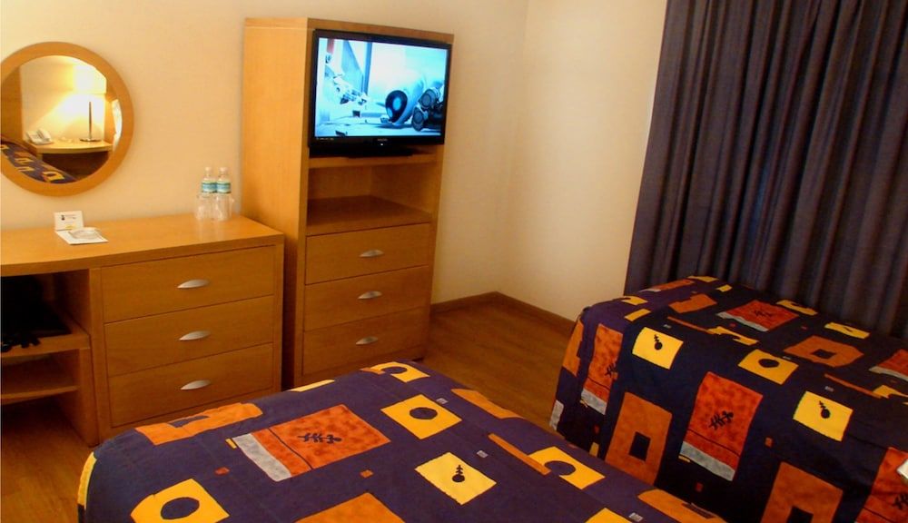 Hotel Del Principado Triple Room 2