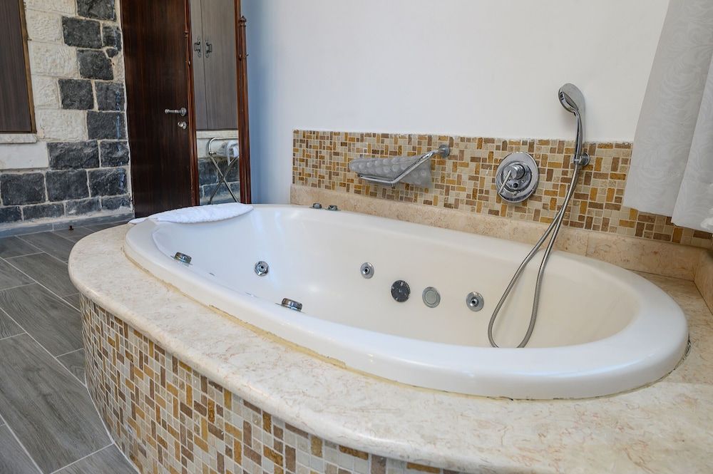 Shirat Hayam - Boutique Hotel Balcony Suite, Lake View 23