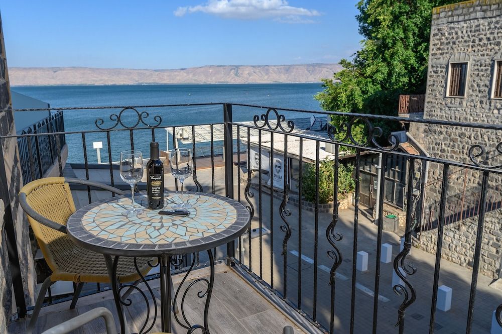 Shirat Hayam - Boutique Hotel Balcony Suite, Lake View 13