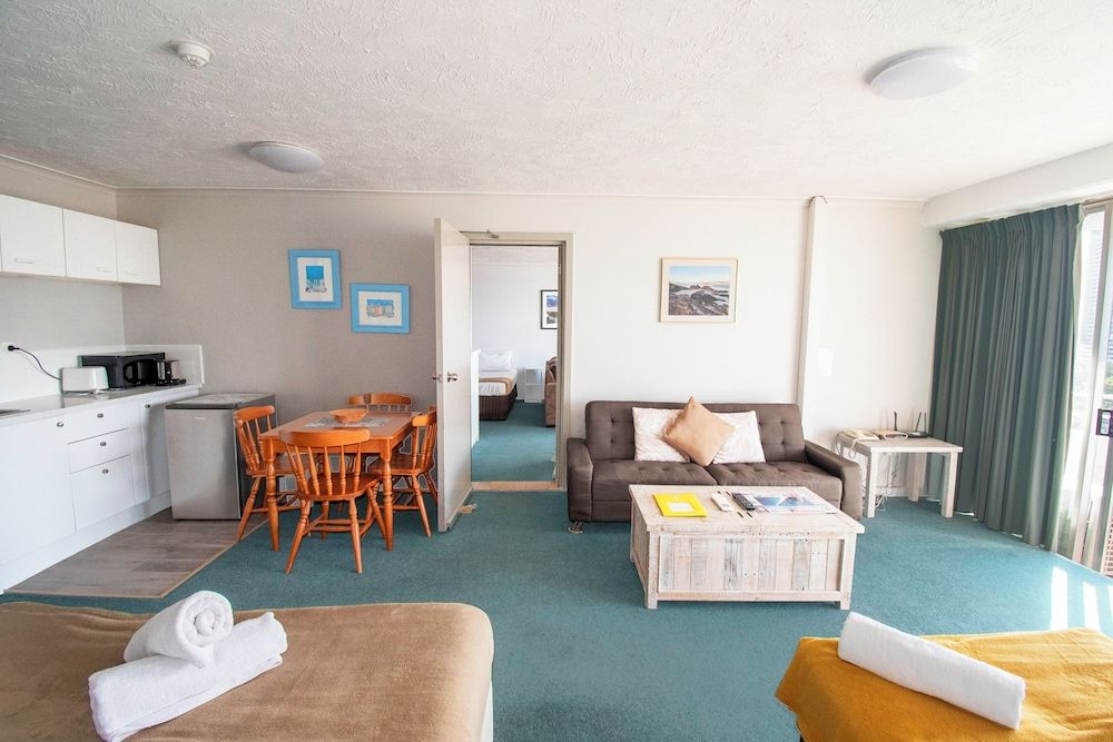 Equinox Resort Two-Bedroom Dual Key Apartment 4